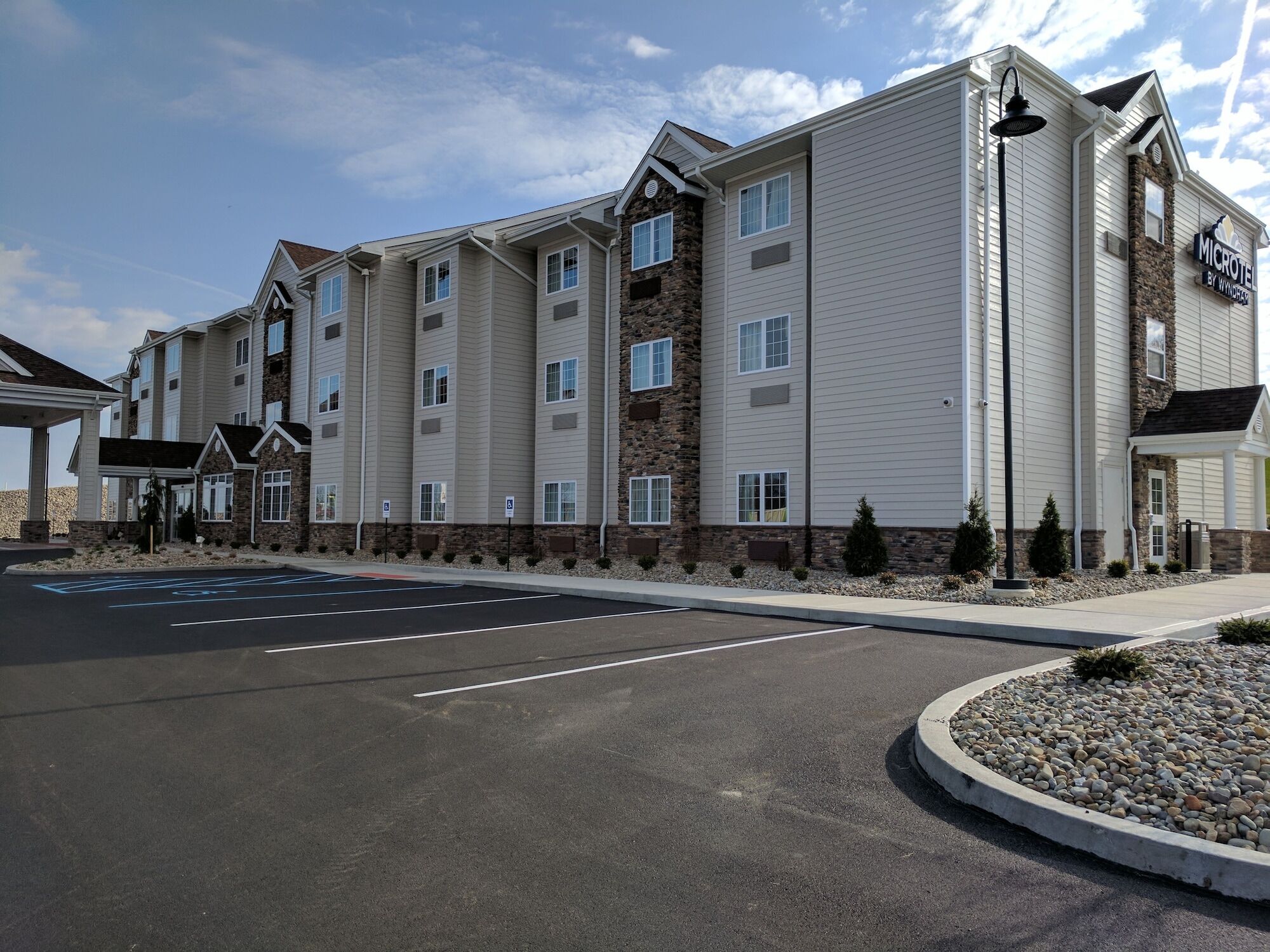 Microtel Inn & Suites By Wyndham Clarion Exterior foto